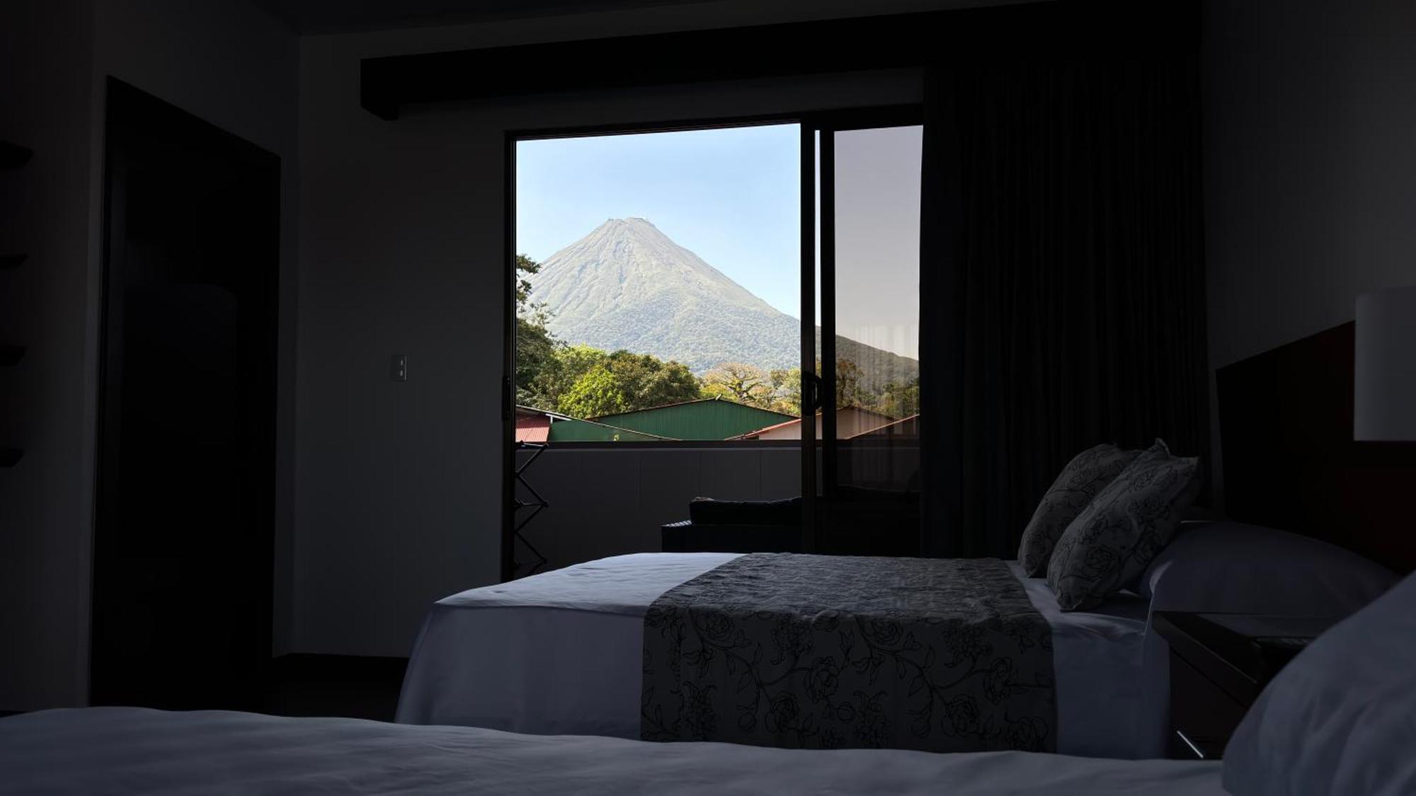 Готель Arenal Monara La Fortuna Екстер'єр фото